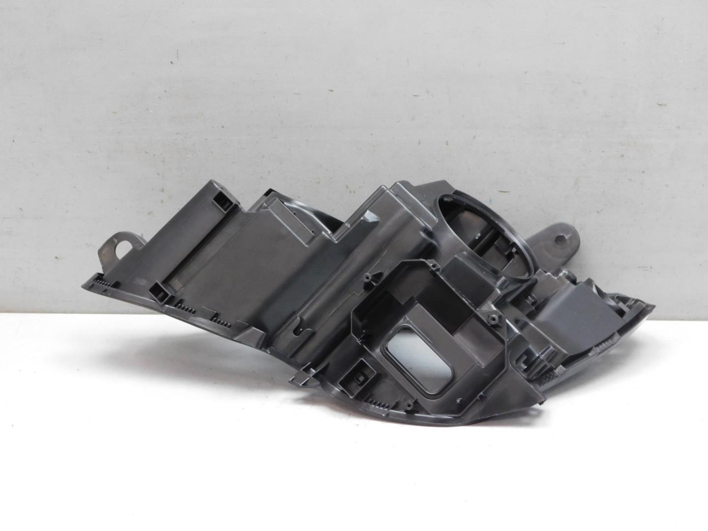 Корпус фары правой