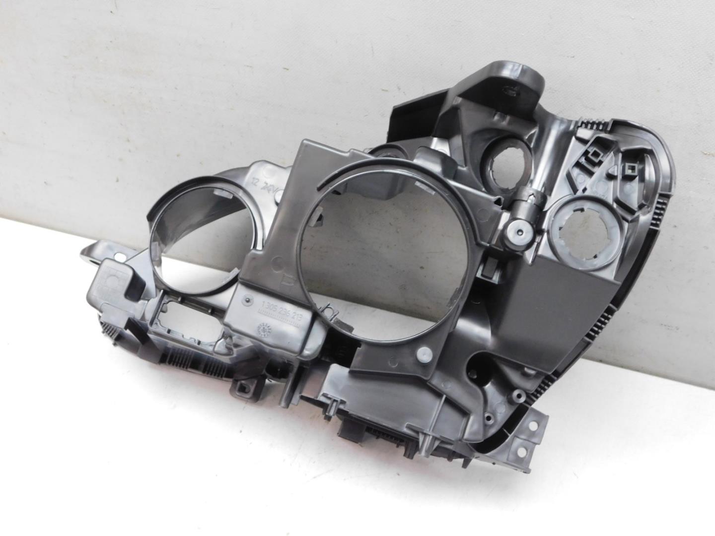 Корпус фары правой