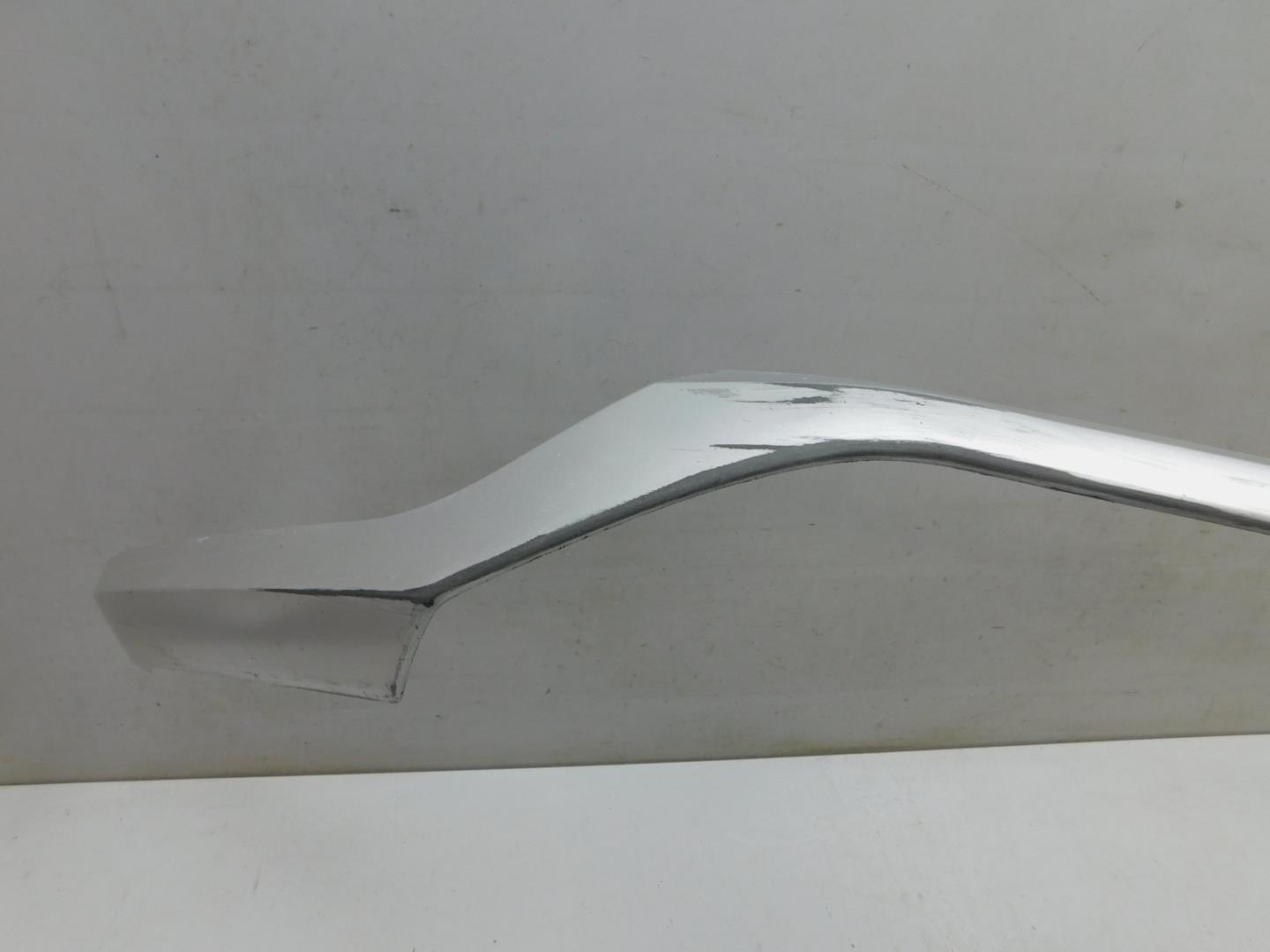 Накладка переднего бампера