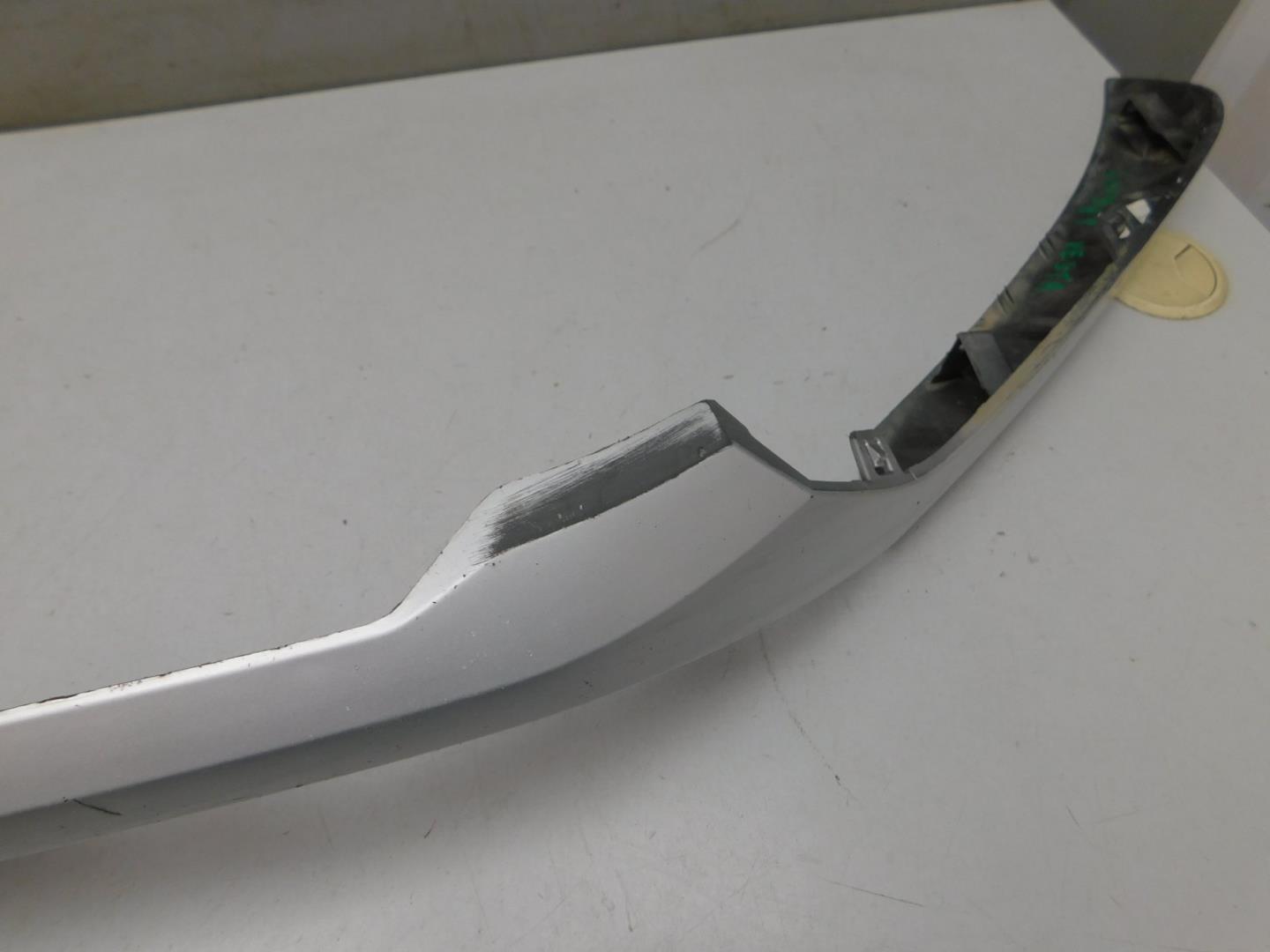 Накладка переднего бампера