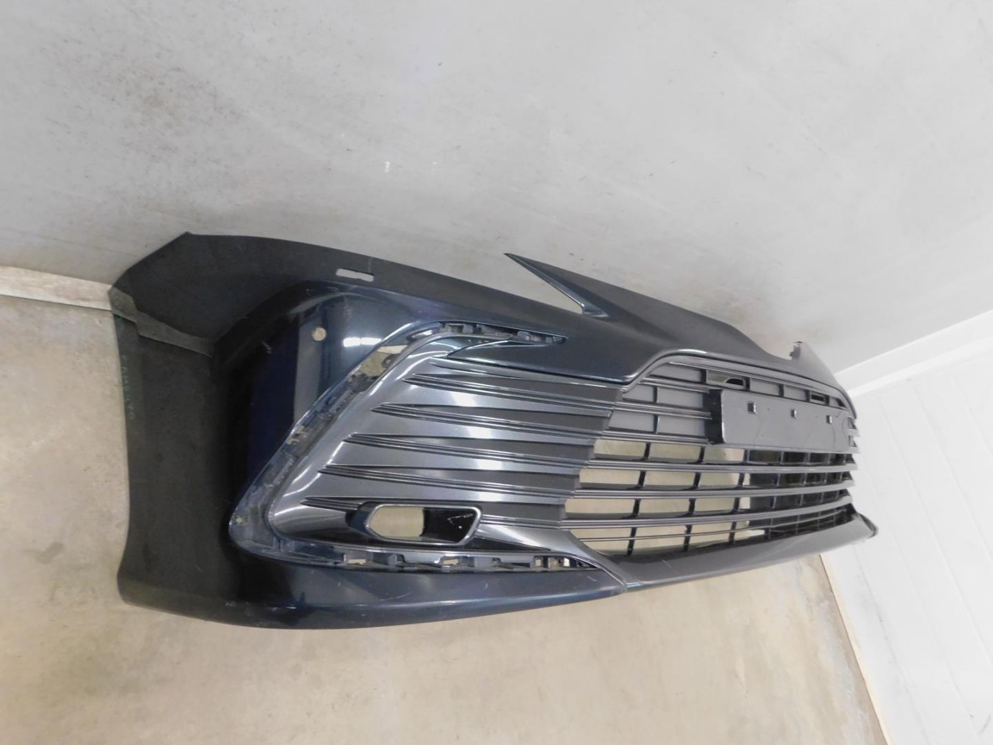 Бампер передний