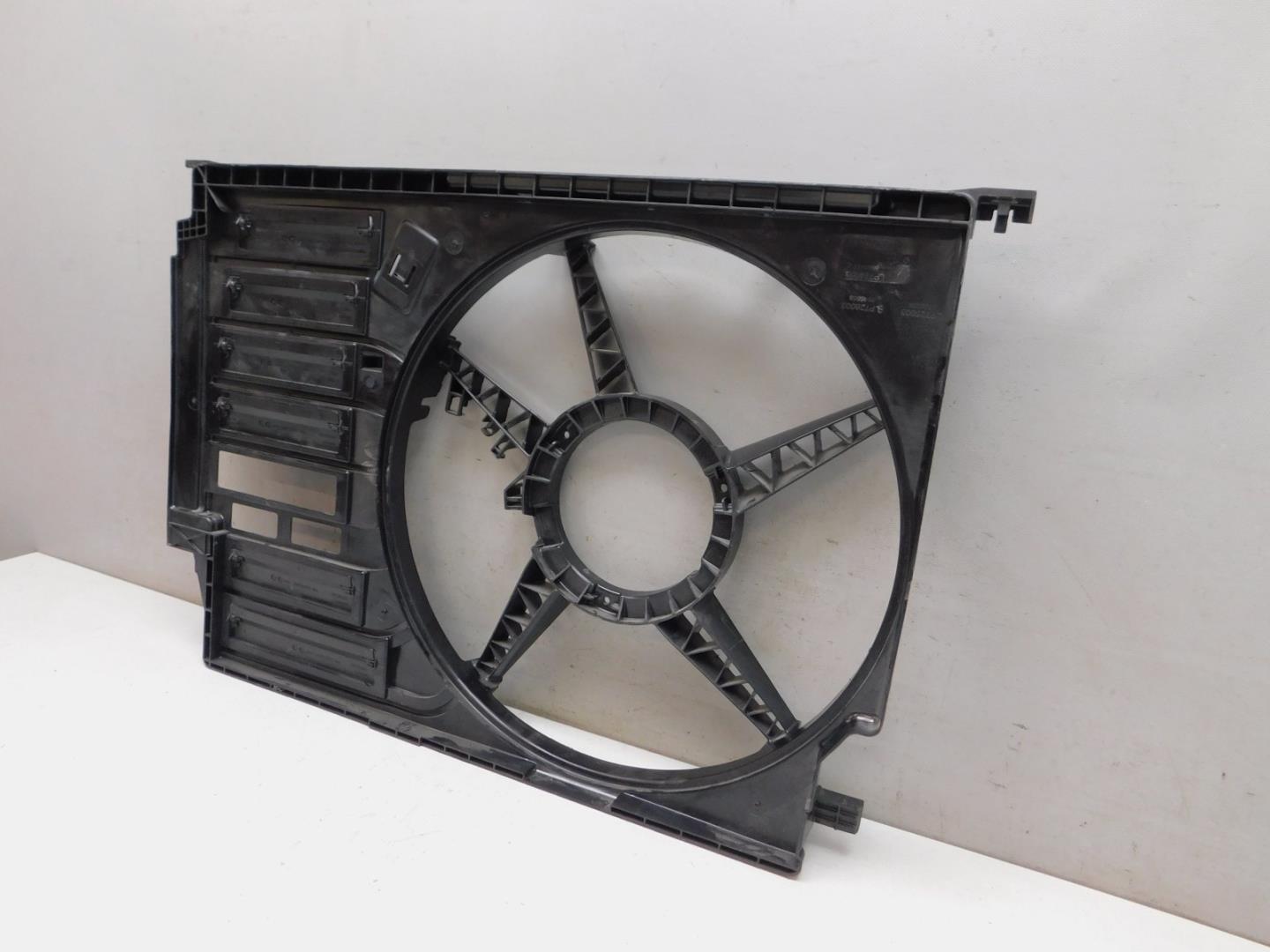 Диффузор вентилятора