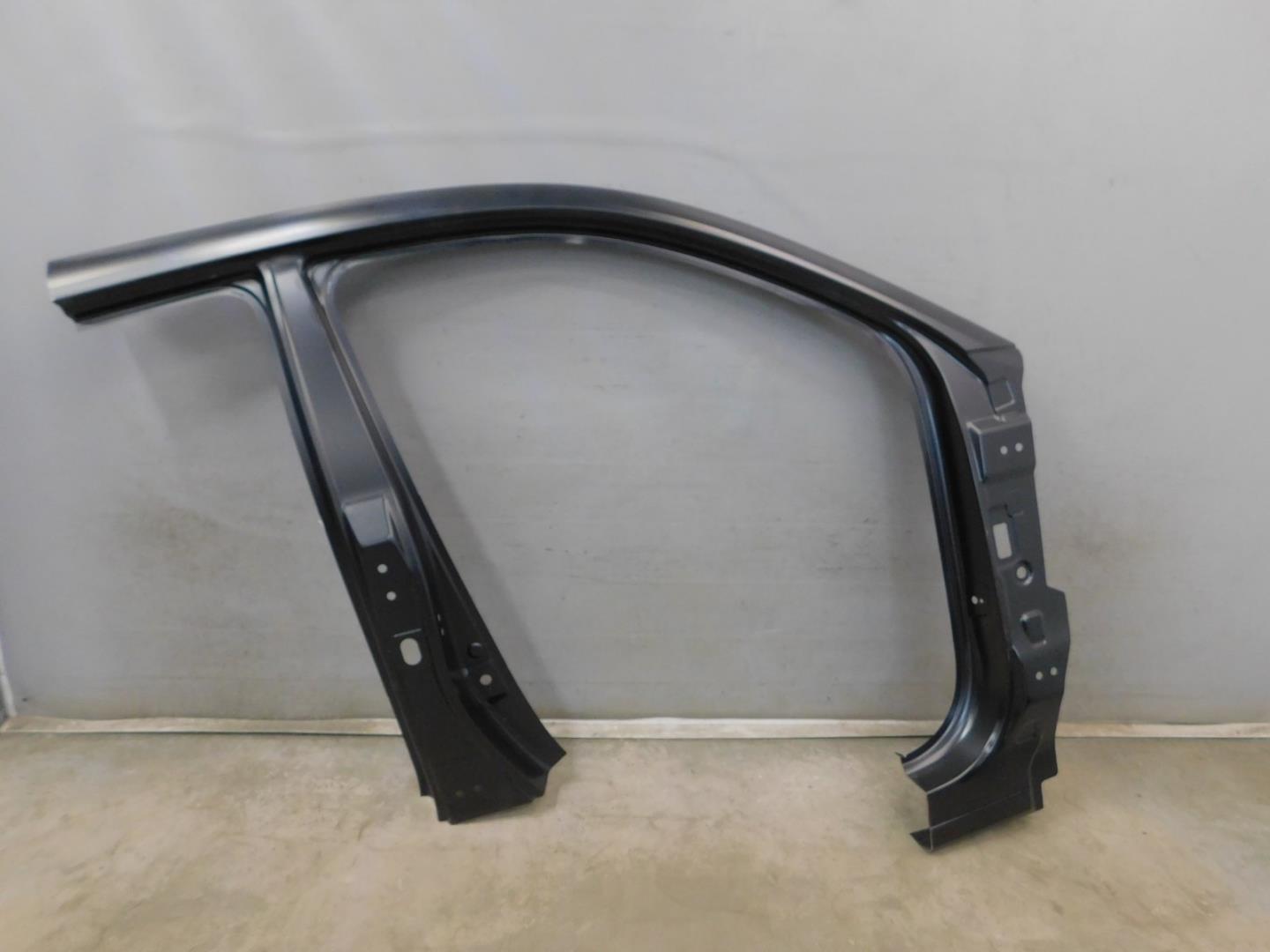 Кузовной элемент