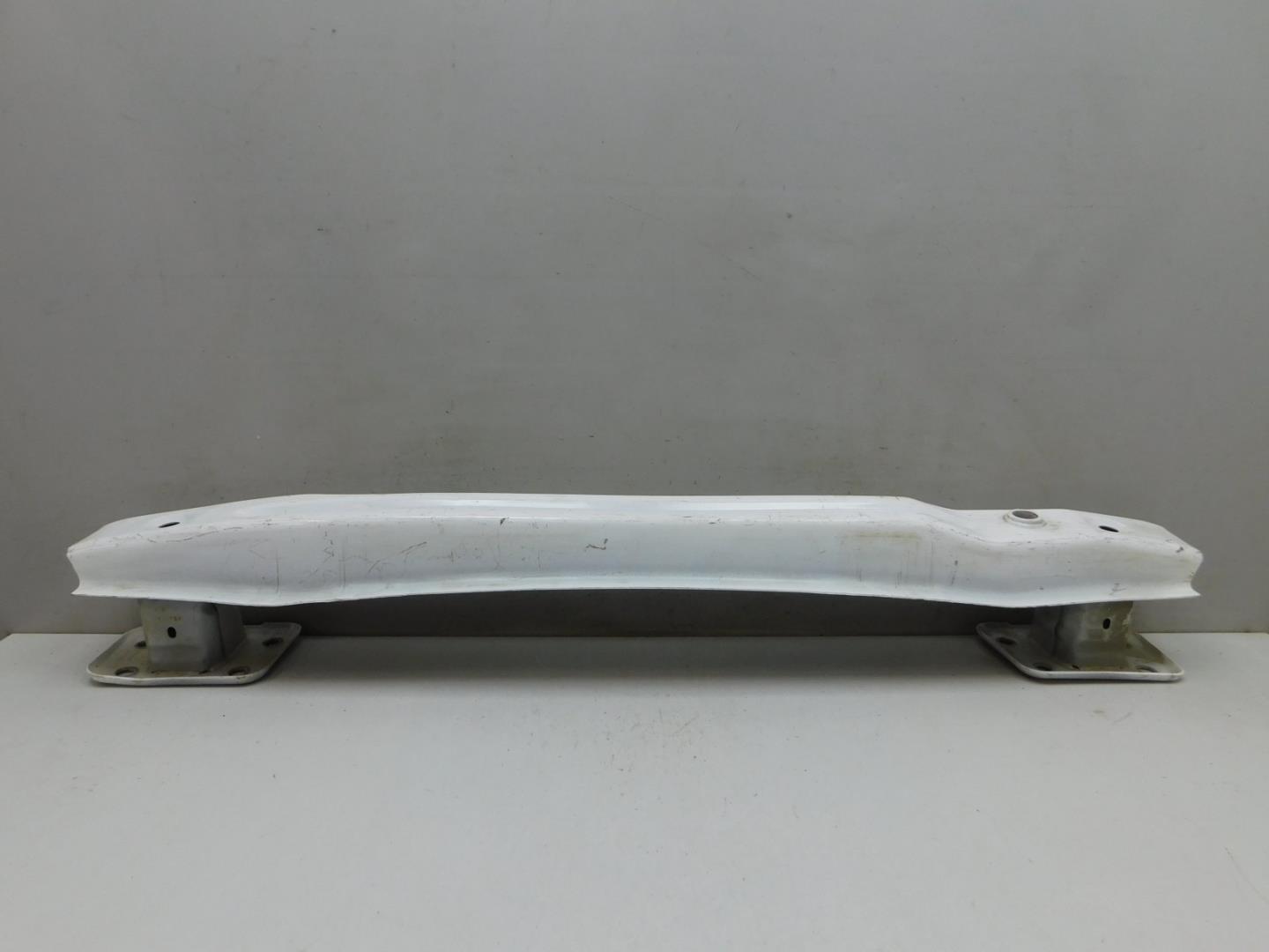 Усилитель заднего бампера