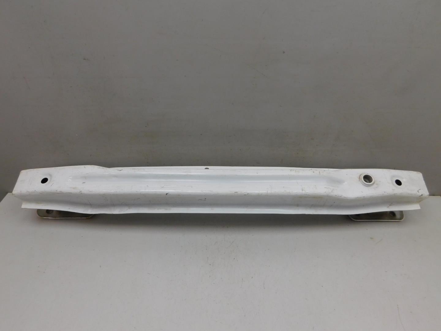 Усилитель заднего бампера