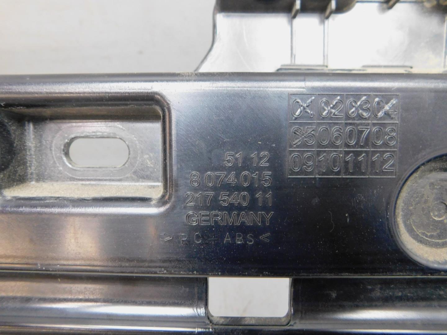 Кронштейн заднего бампера