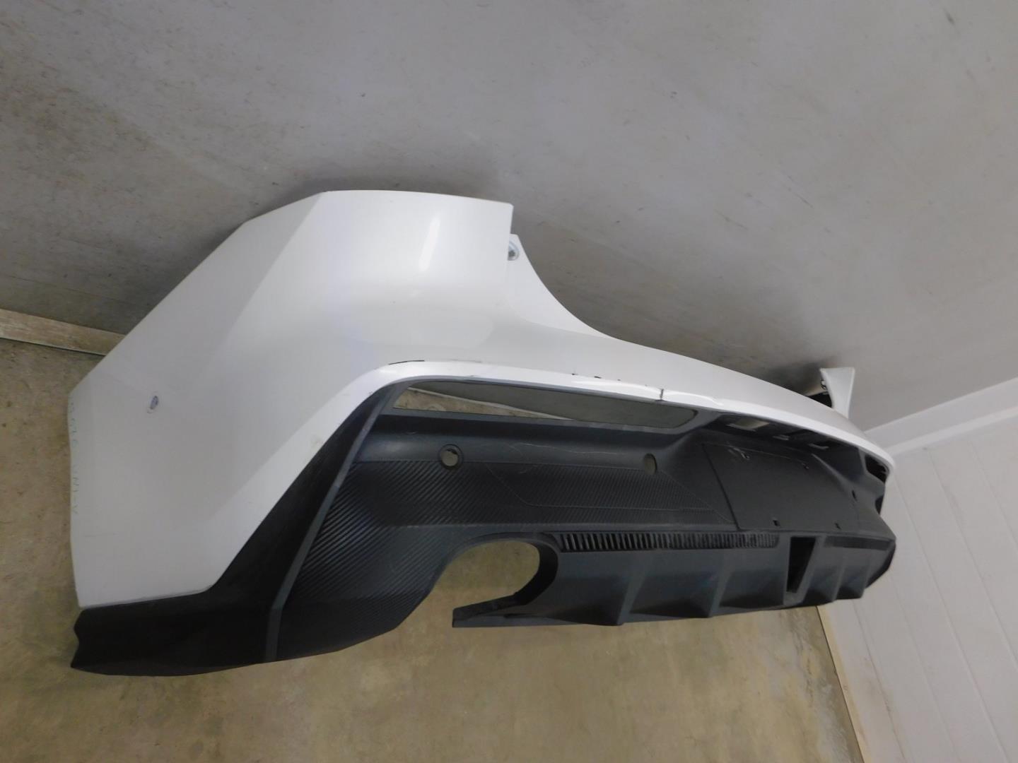 Бампер задний