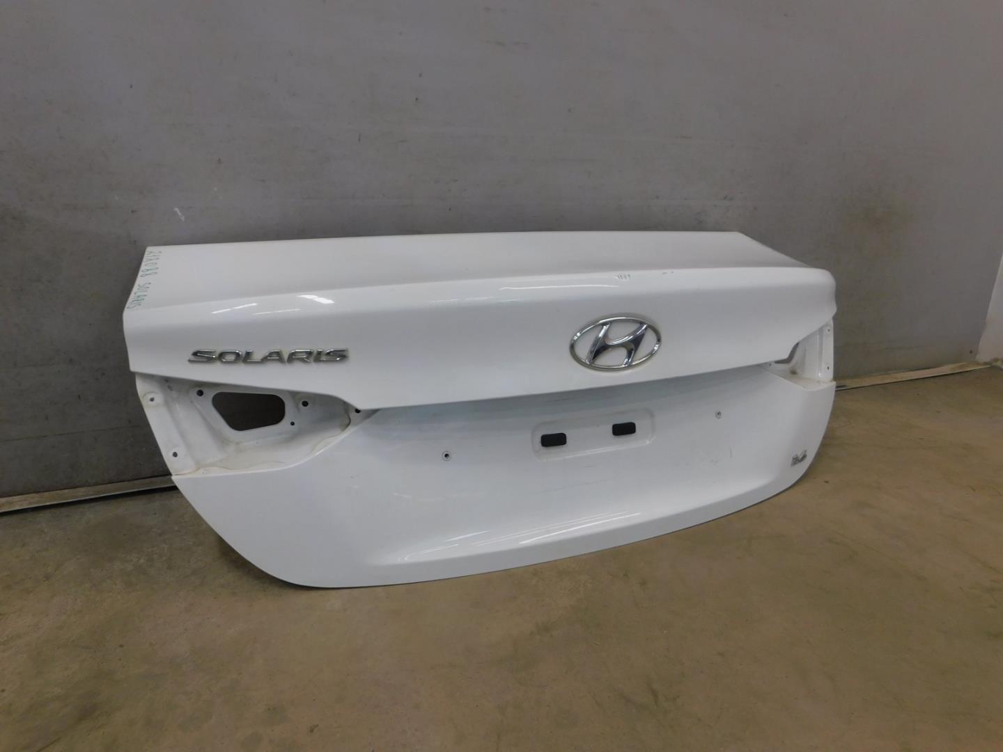 Крышка багажника