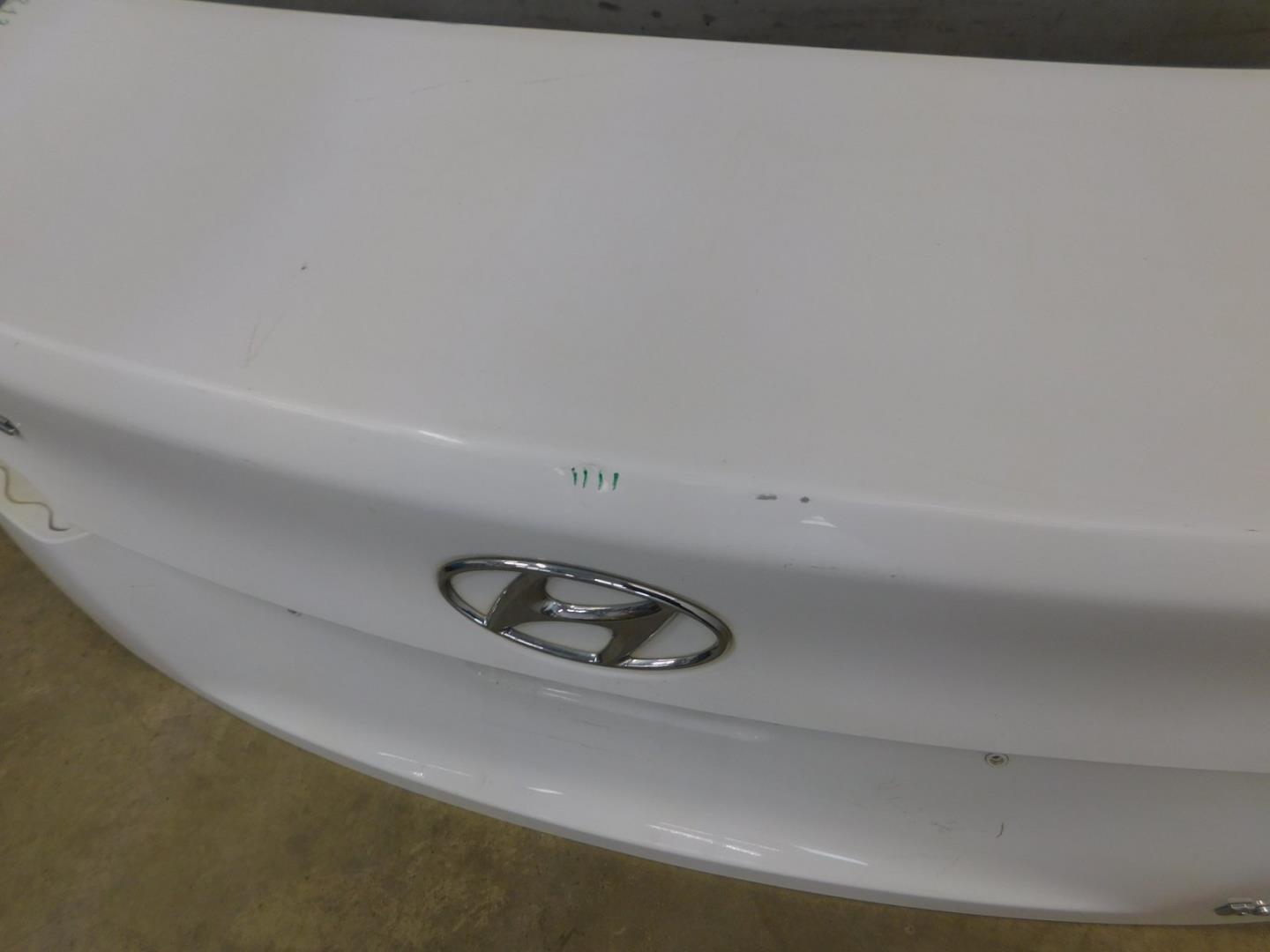 Крышка багажника