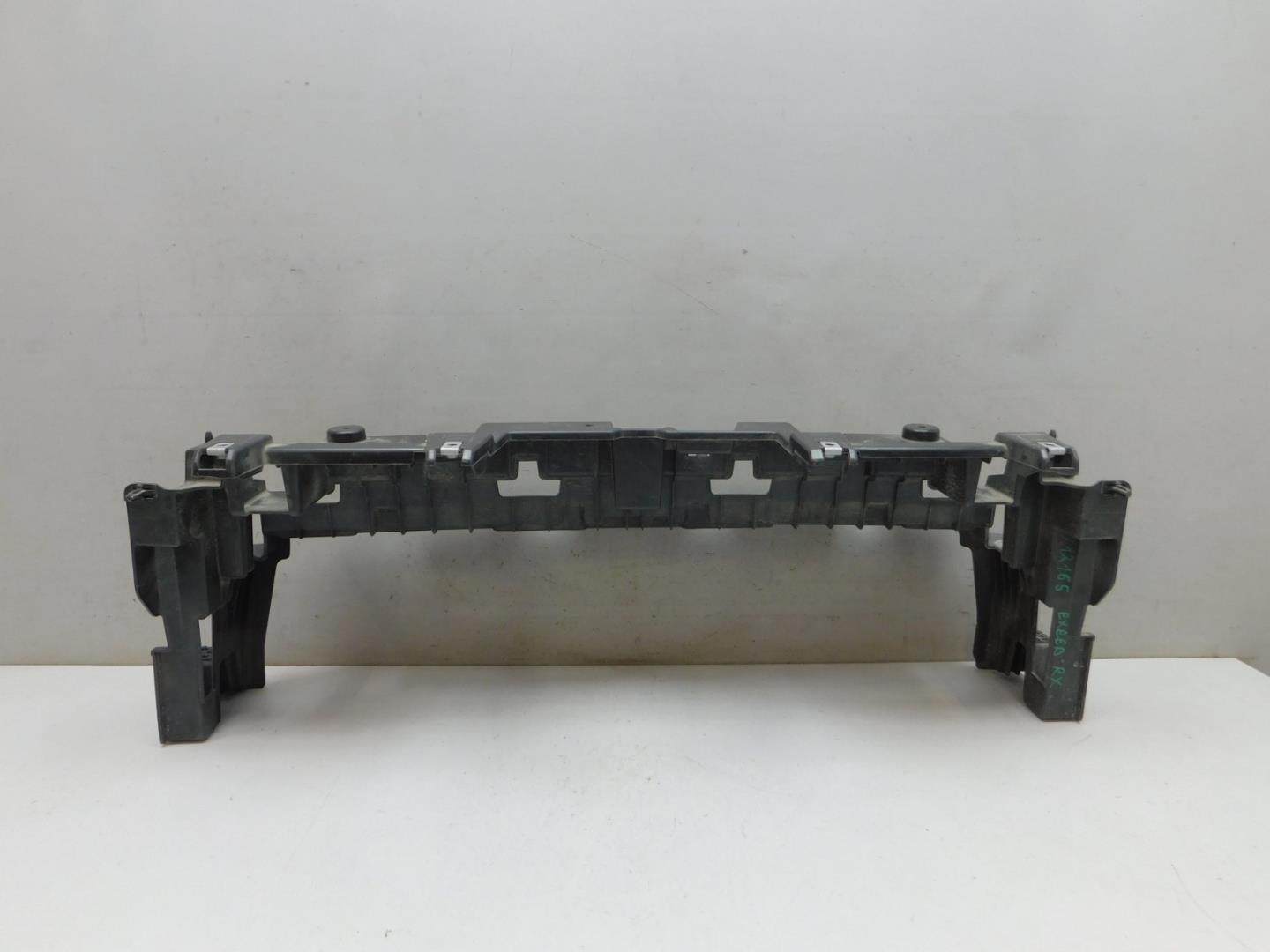 Кронштейн переднего бампера