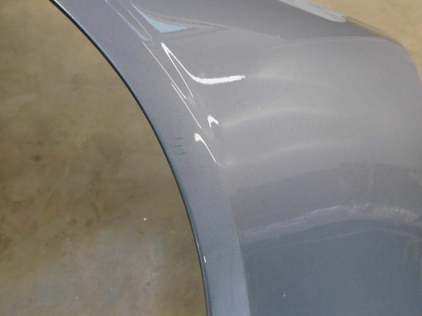 Крыло переднее левое