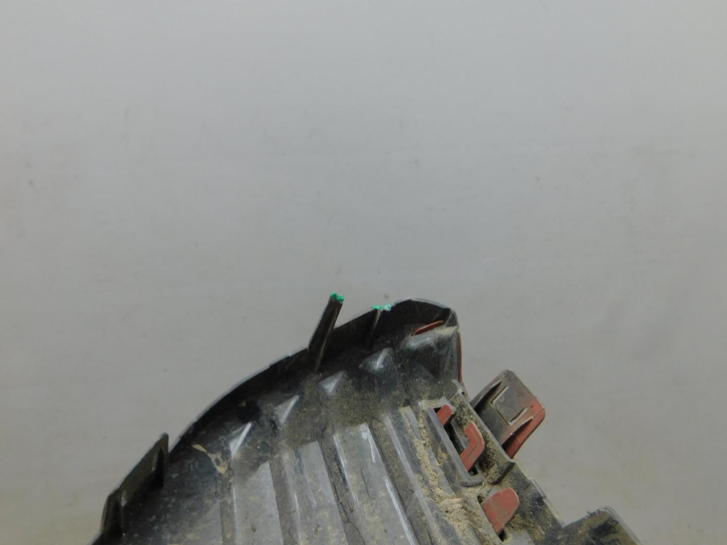 Накладка переднего бампера