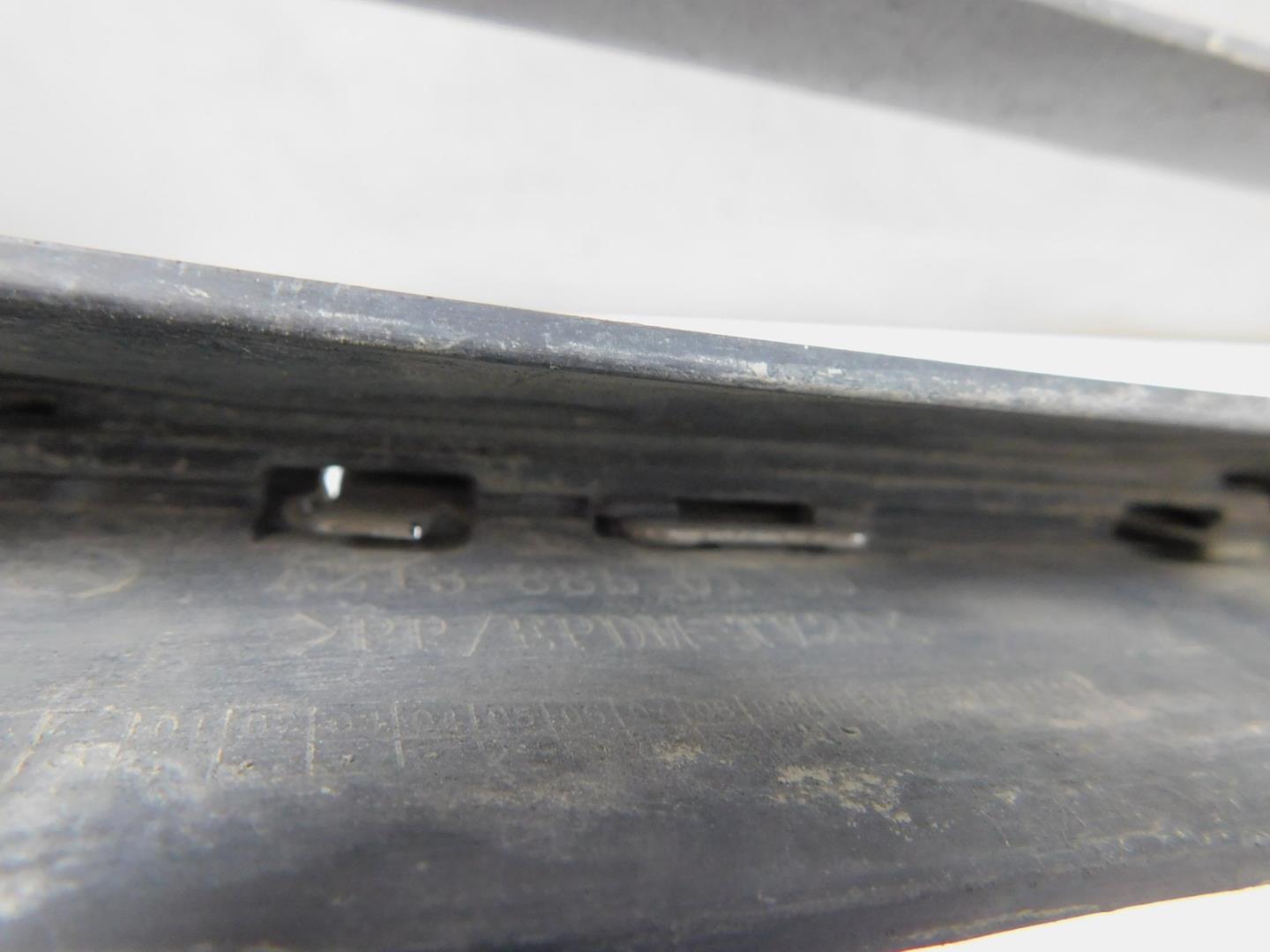 Решетка в бампер центральная