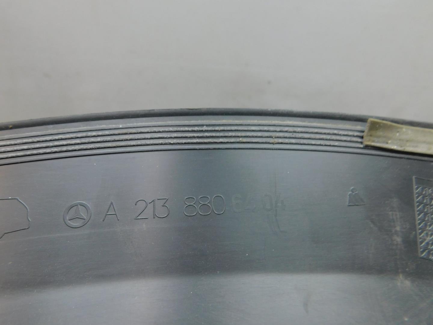 Накладка заднего крыла правого