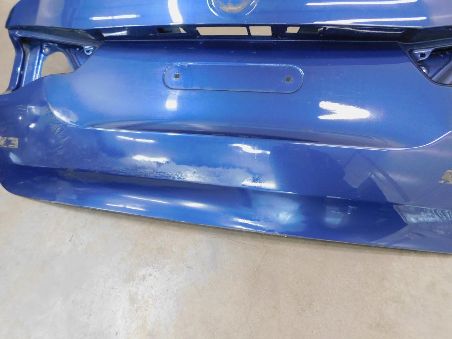 Дверь багажника