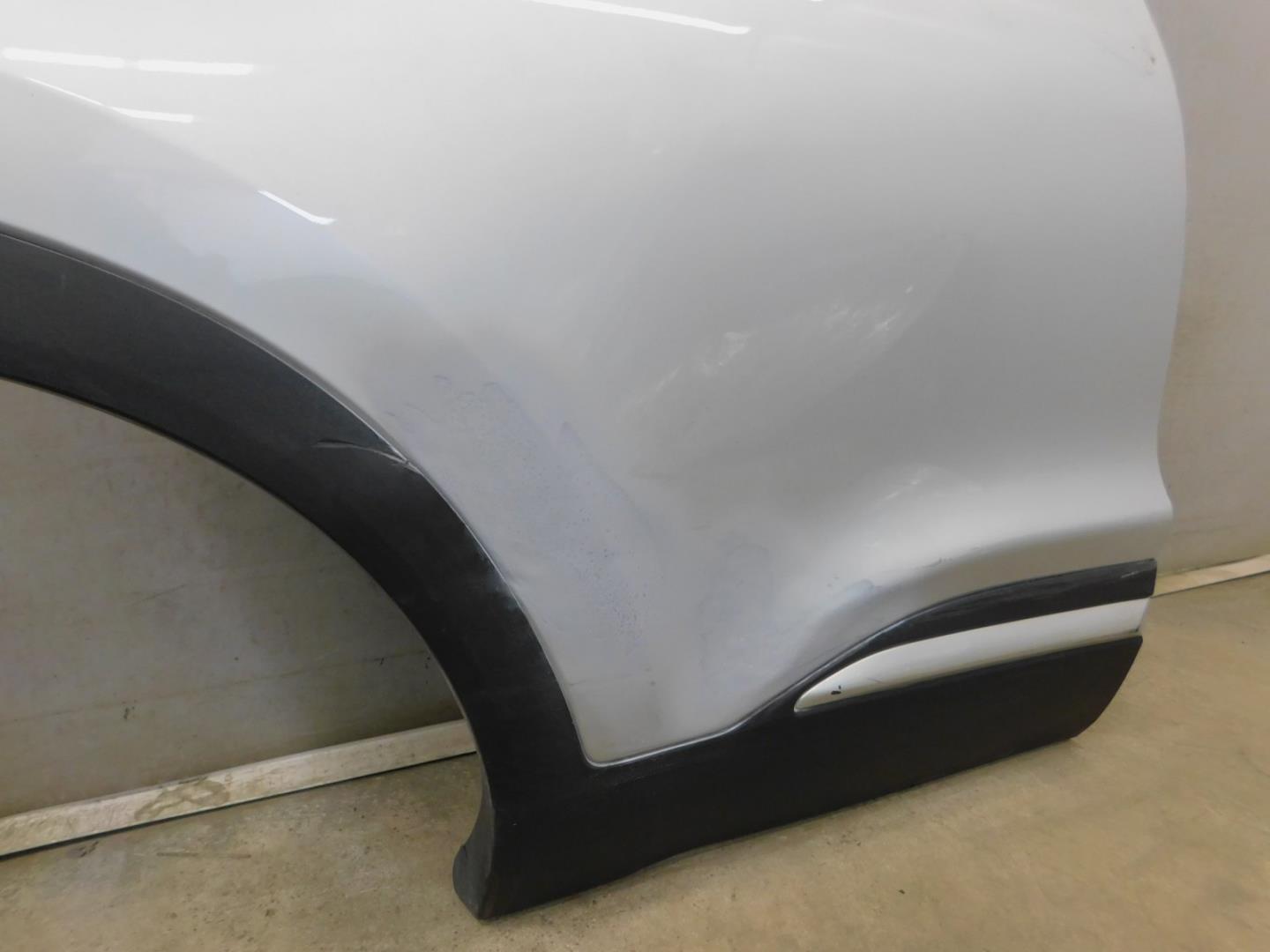 Дверь задняя правая