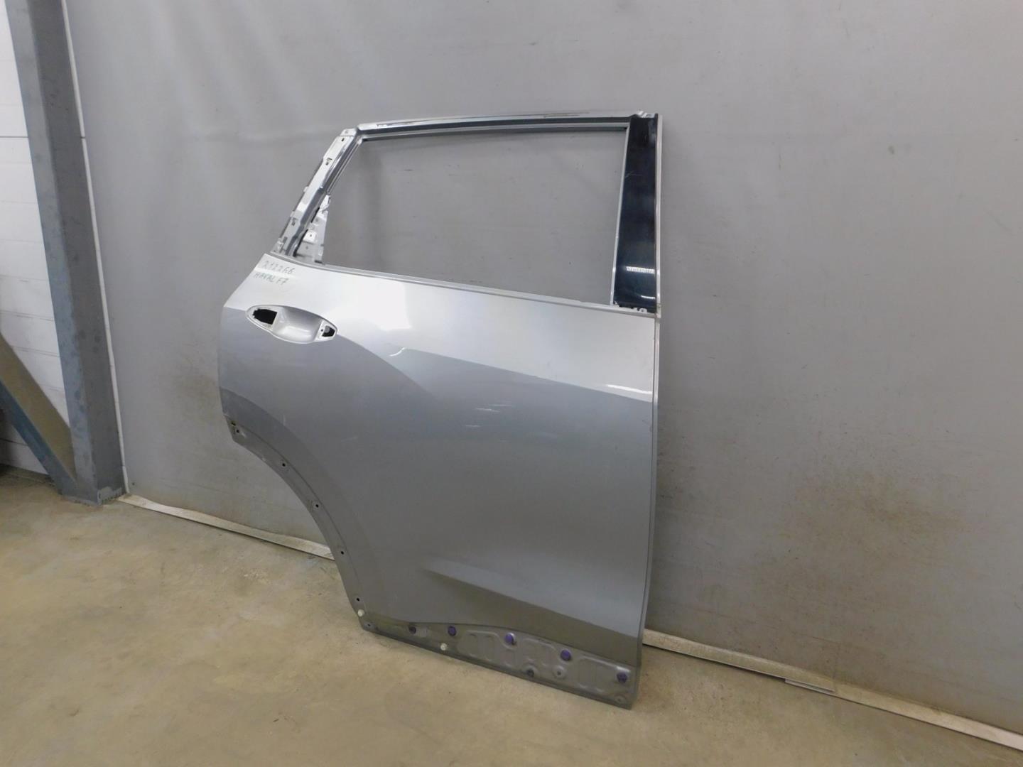 Дверь задняя правая