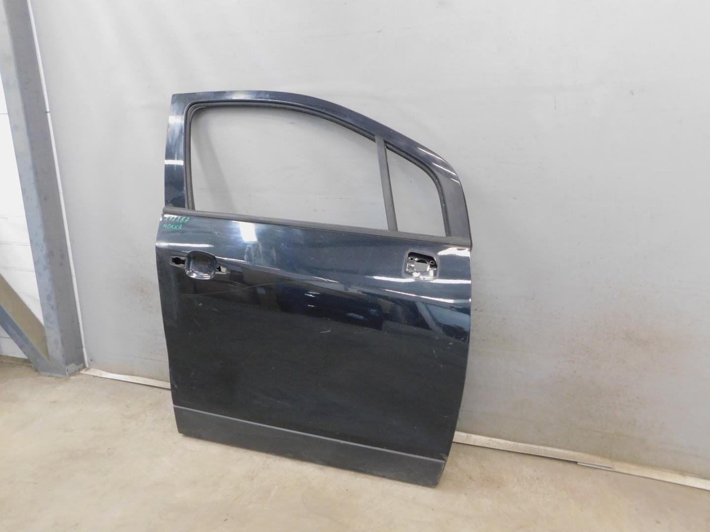 Дверь передняя правая