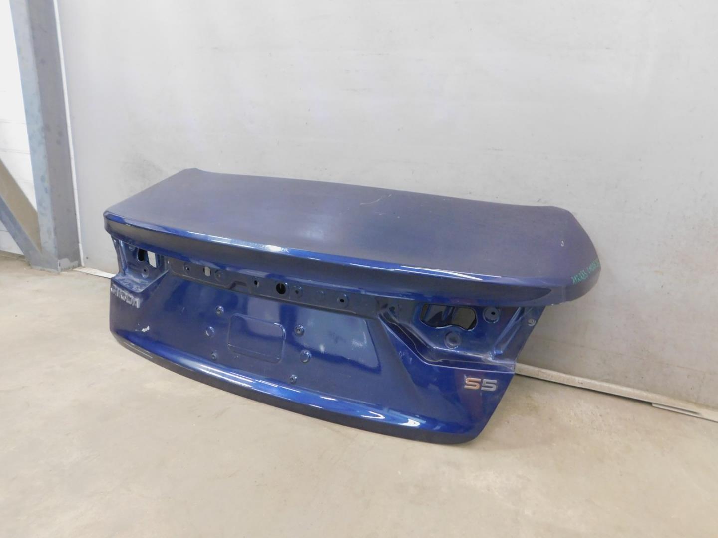 Крышка багажника