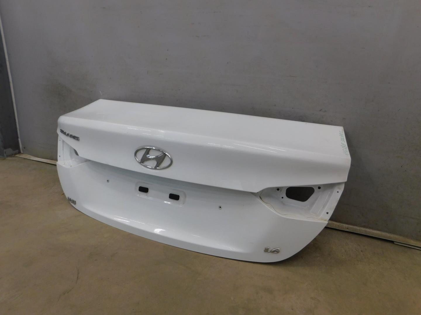 Крышка багажника