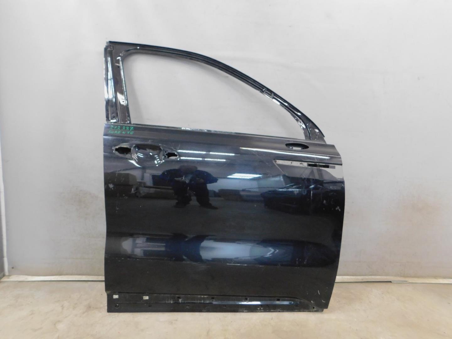 Дверь передняя правая