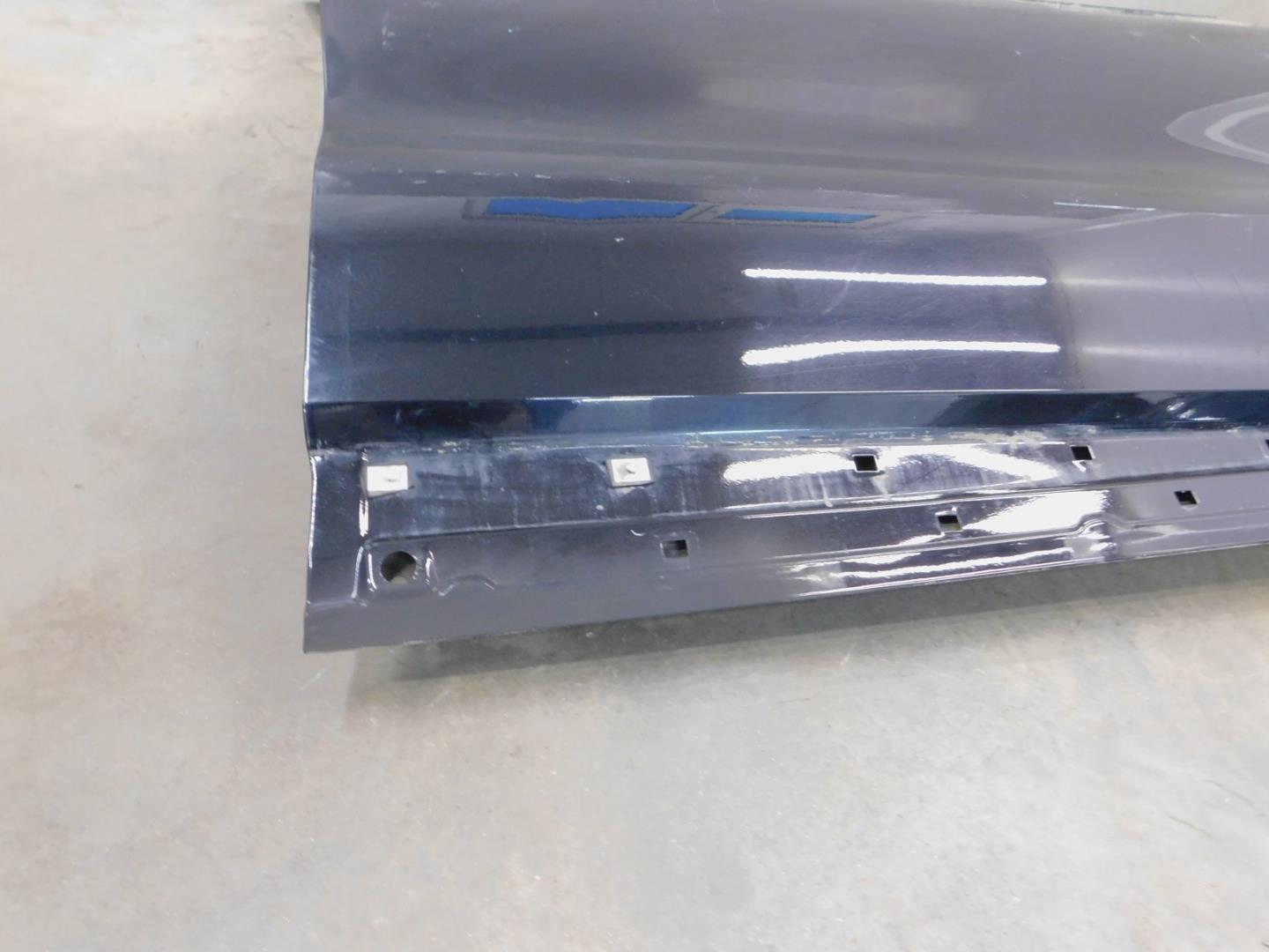 Дверь передняя правая