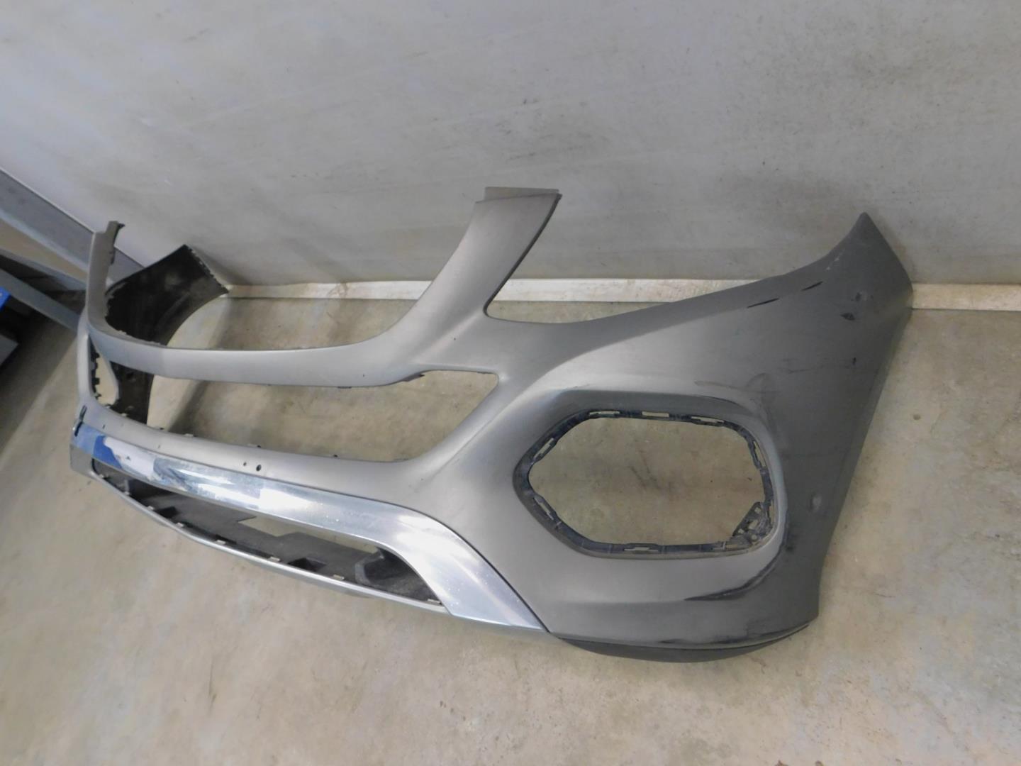 Бампер передний