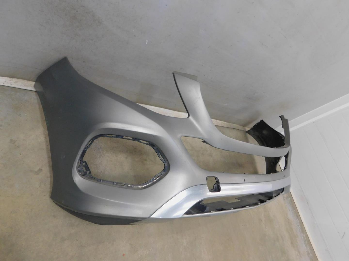 Бампер передний