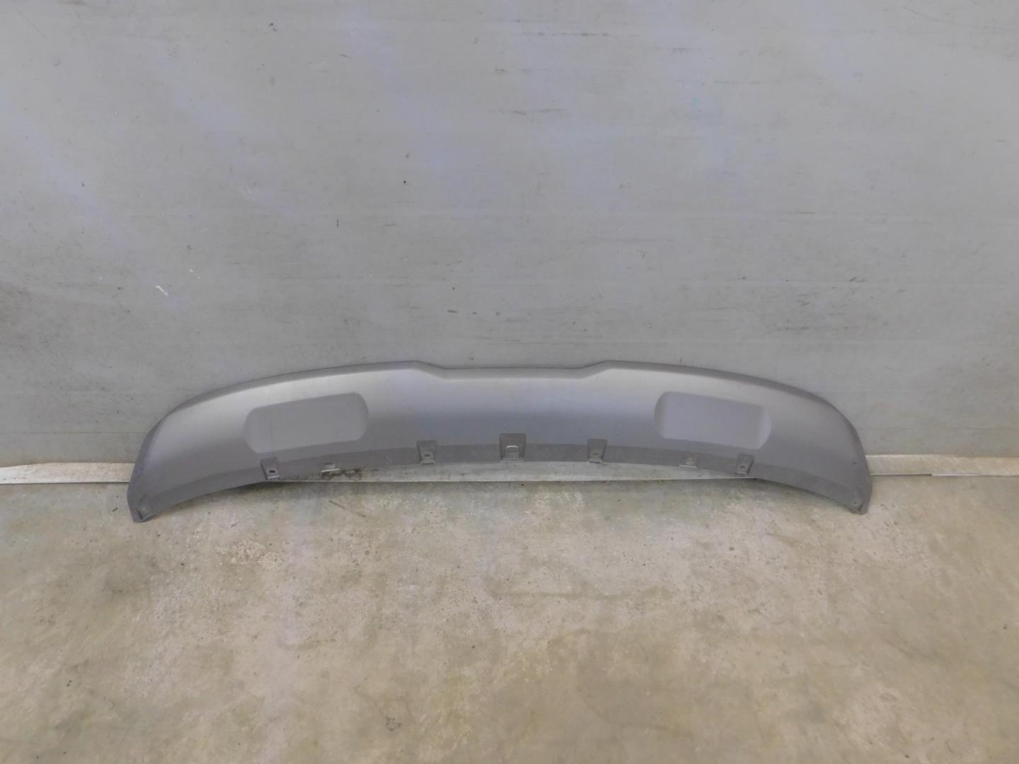 Накладка переднего бампера