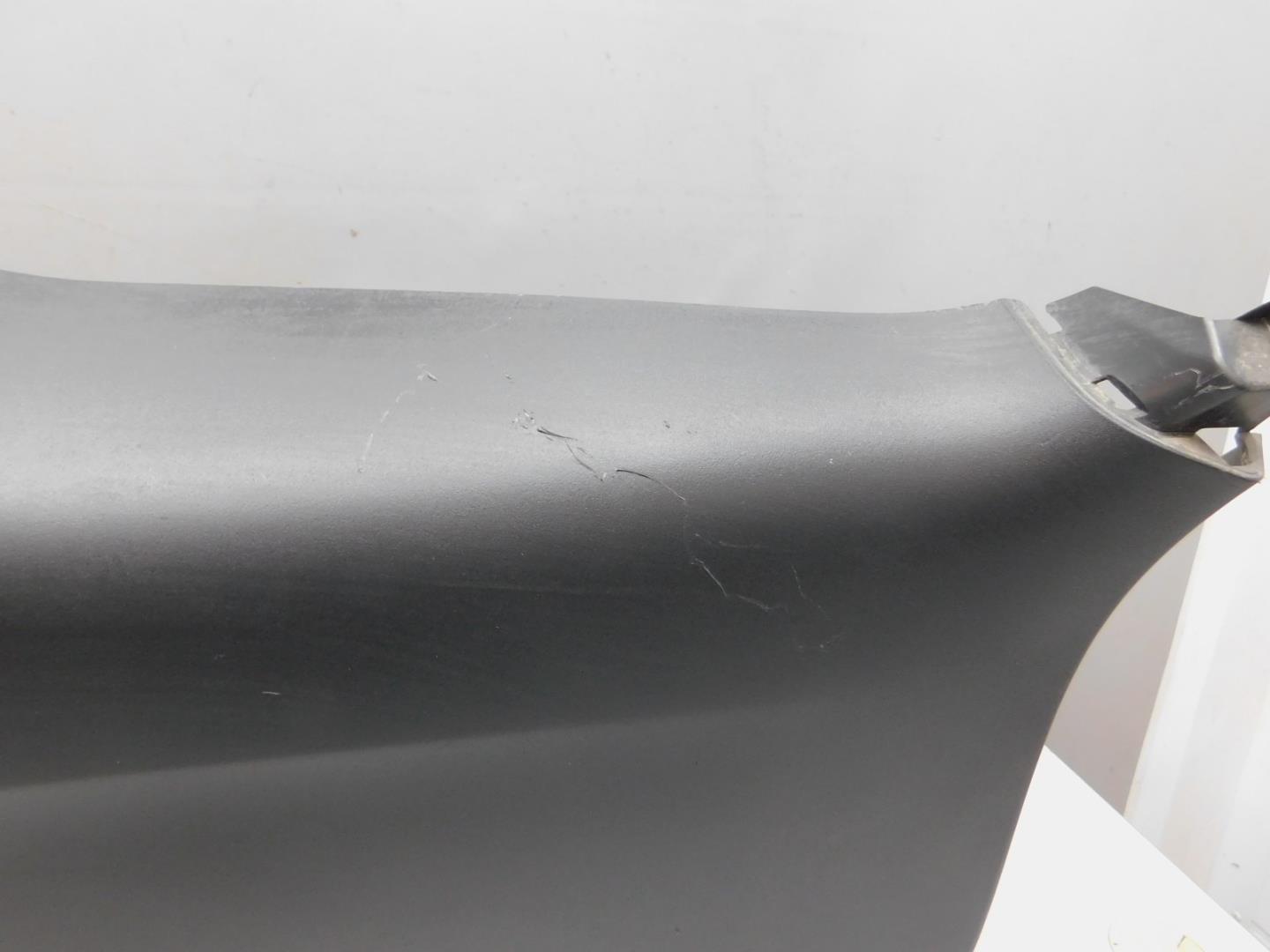 Обшивка двери багажника