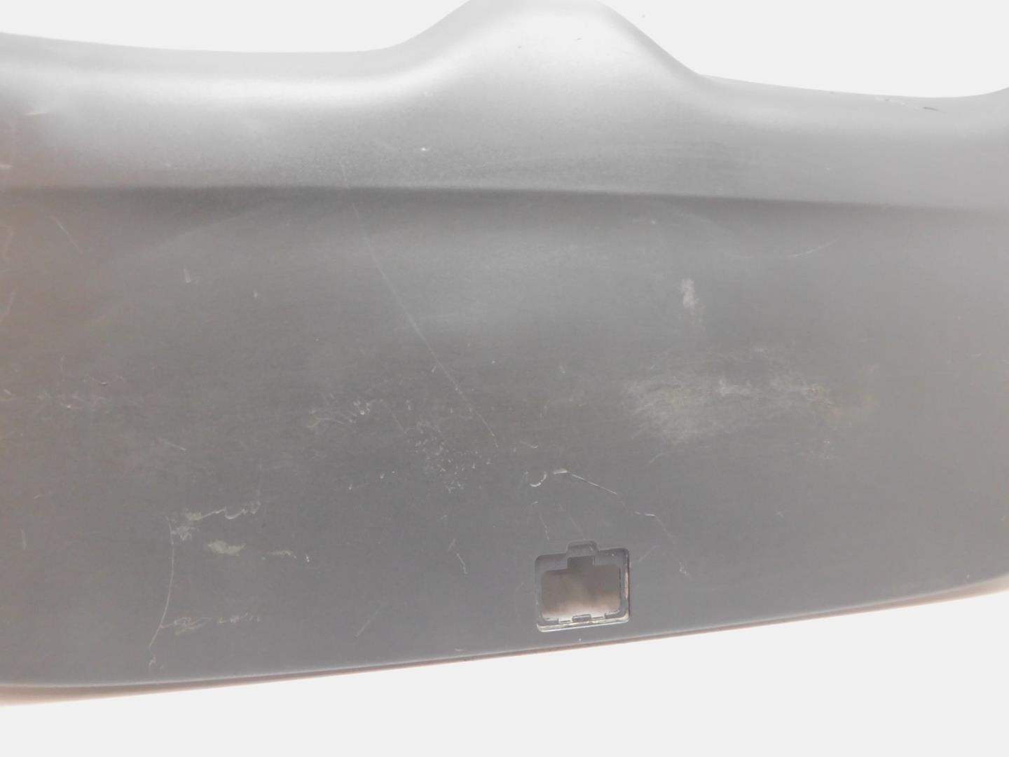 Обшивка двери багажника