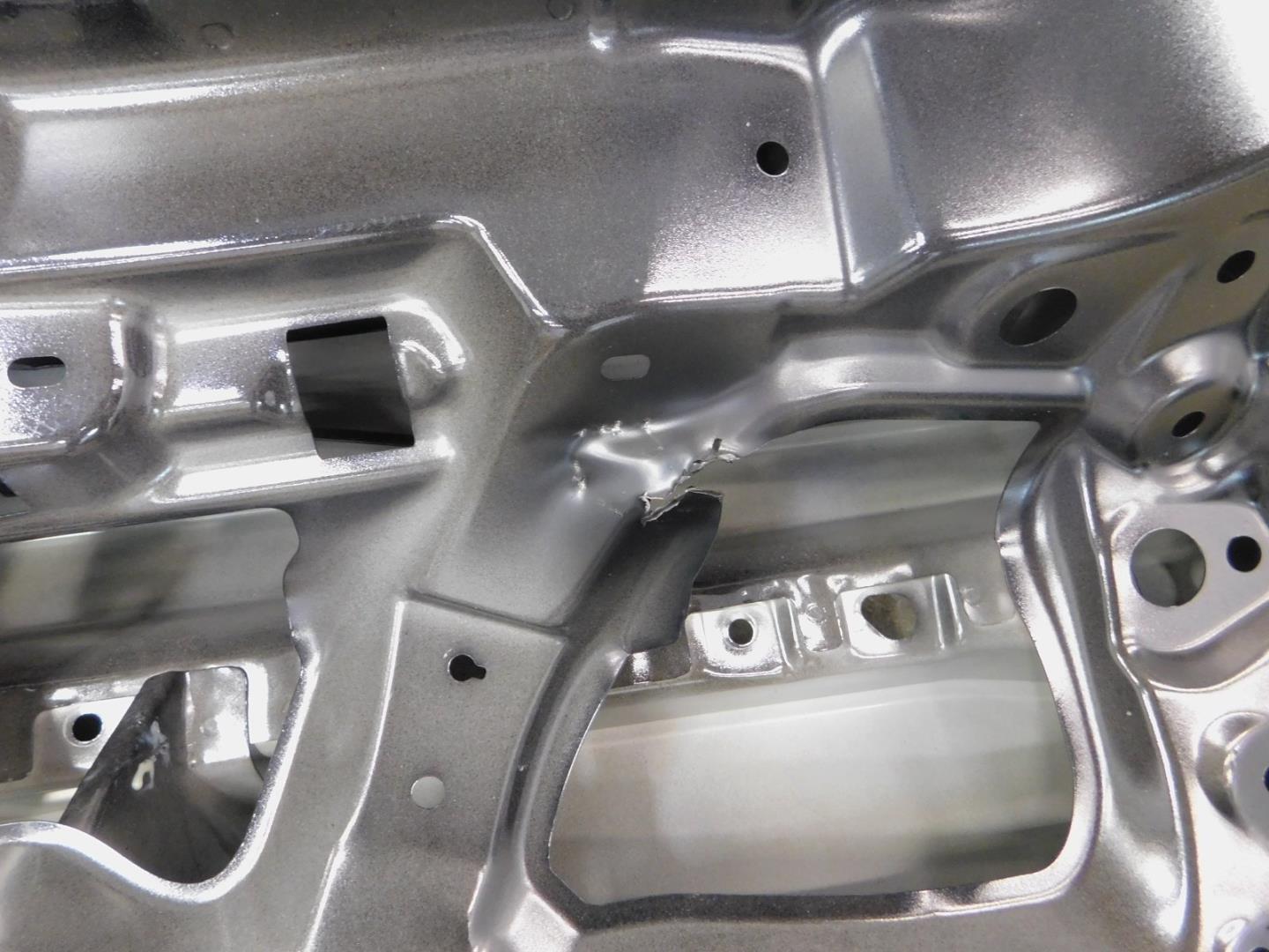 Дверь багажника