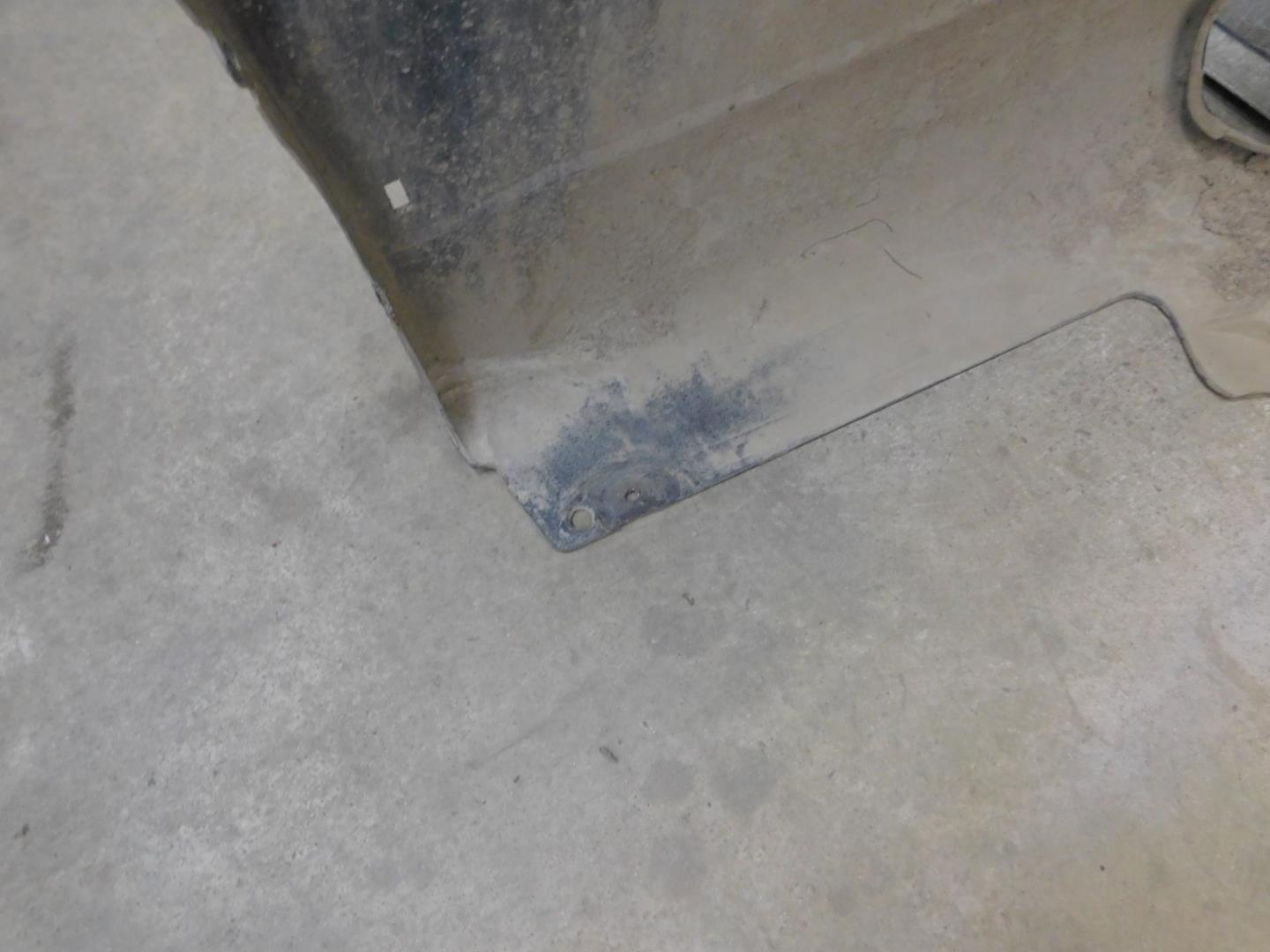 Бампер задний