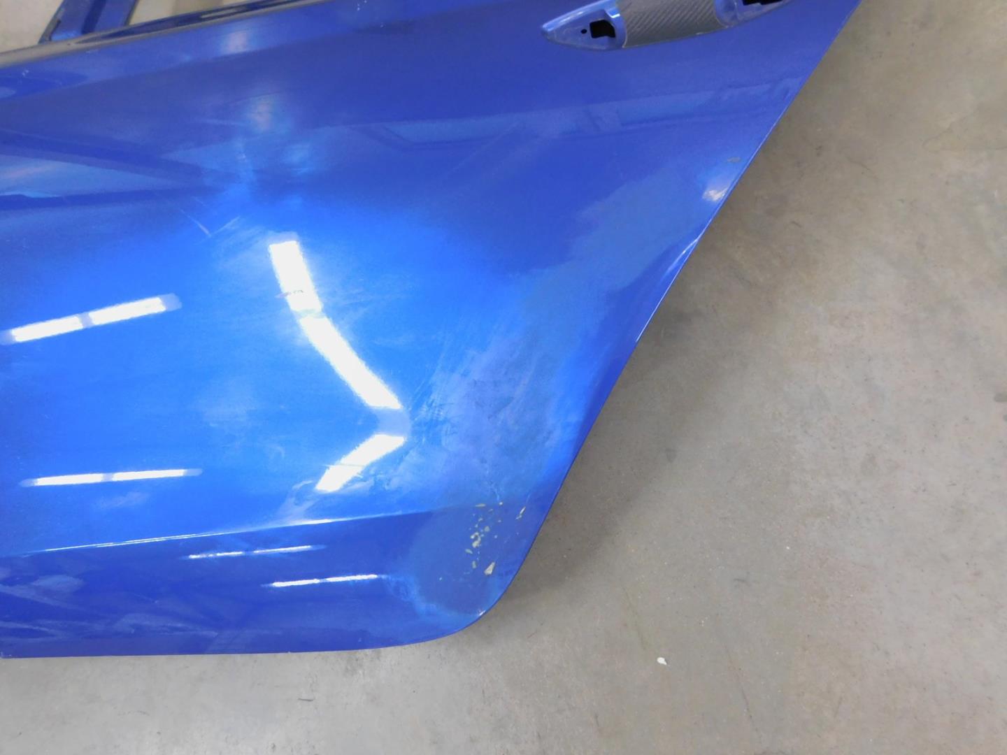 Дверь задняя левая