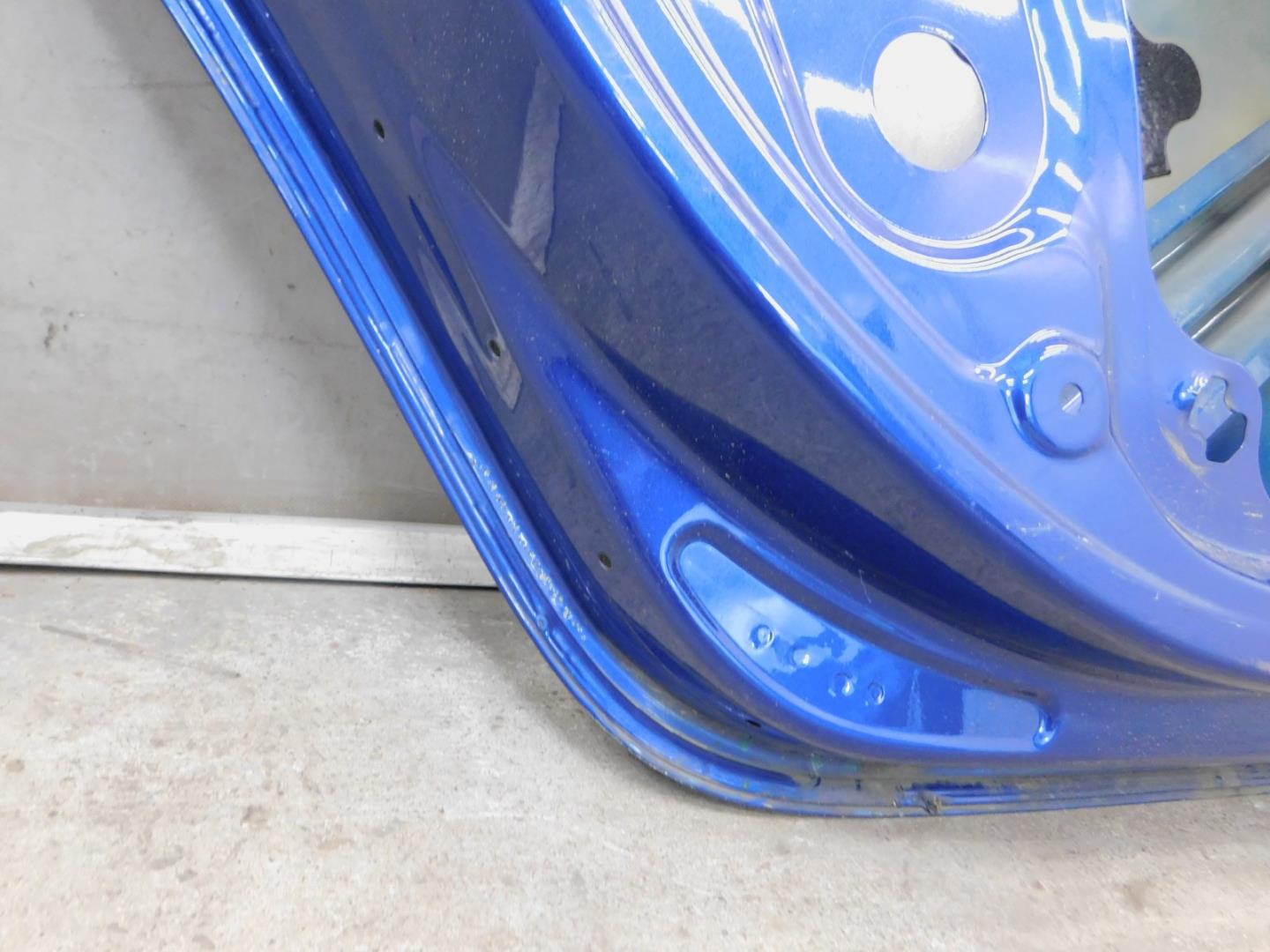 Дверь задняя левая