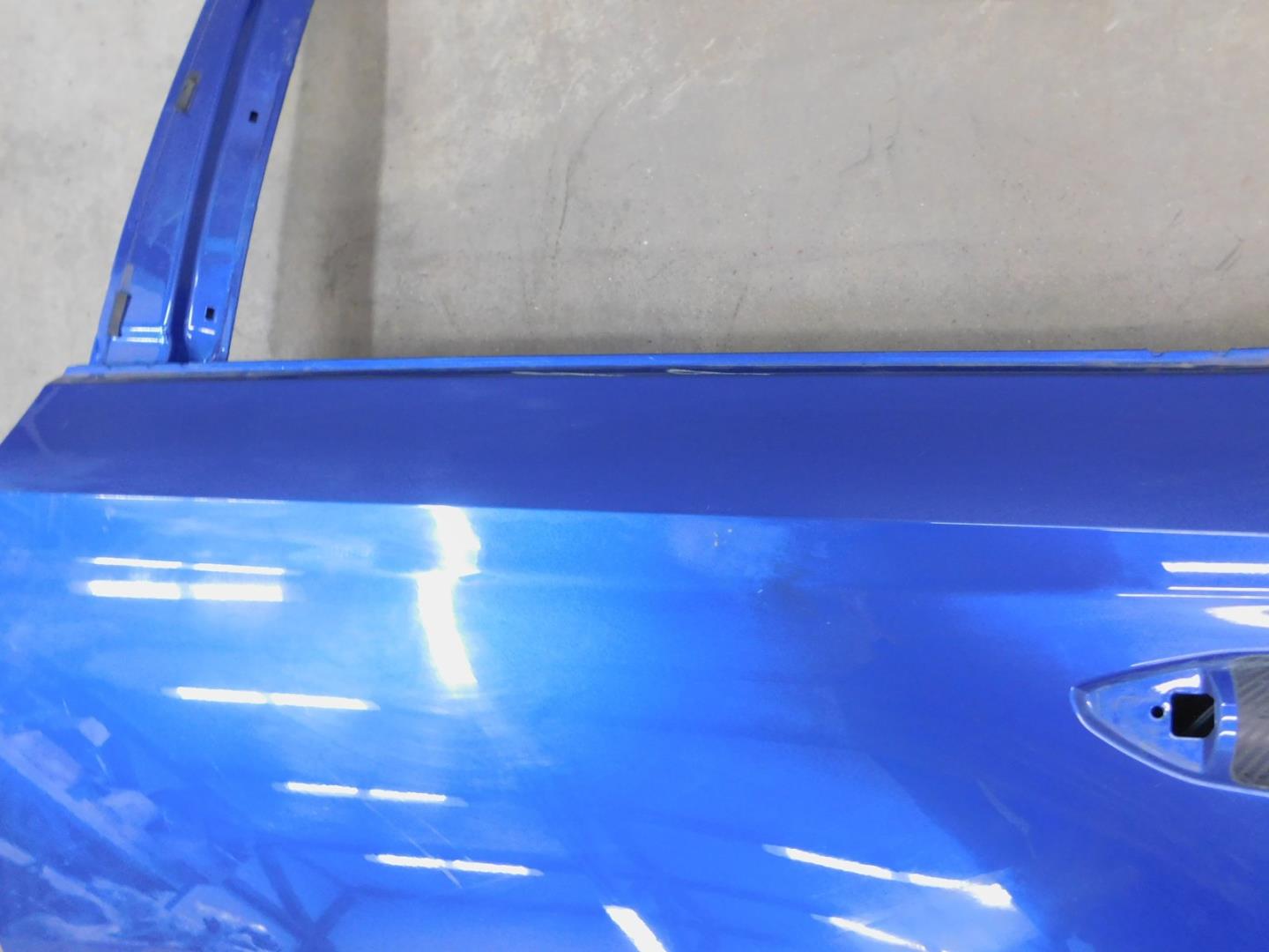 Дверь задняя левая