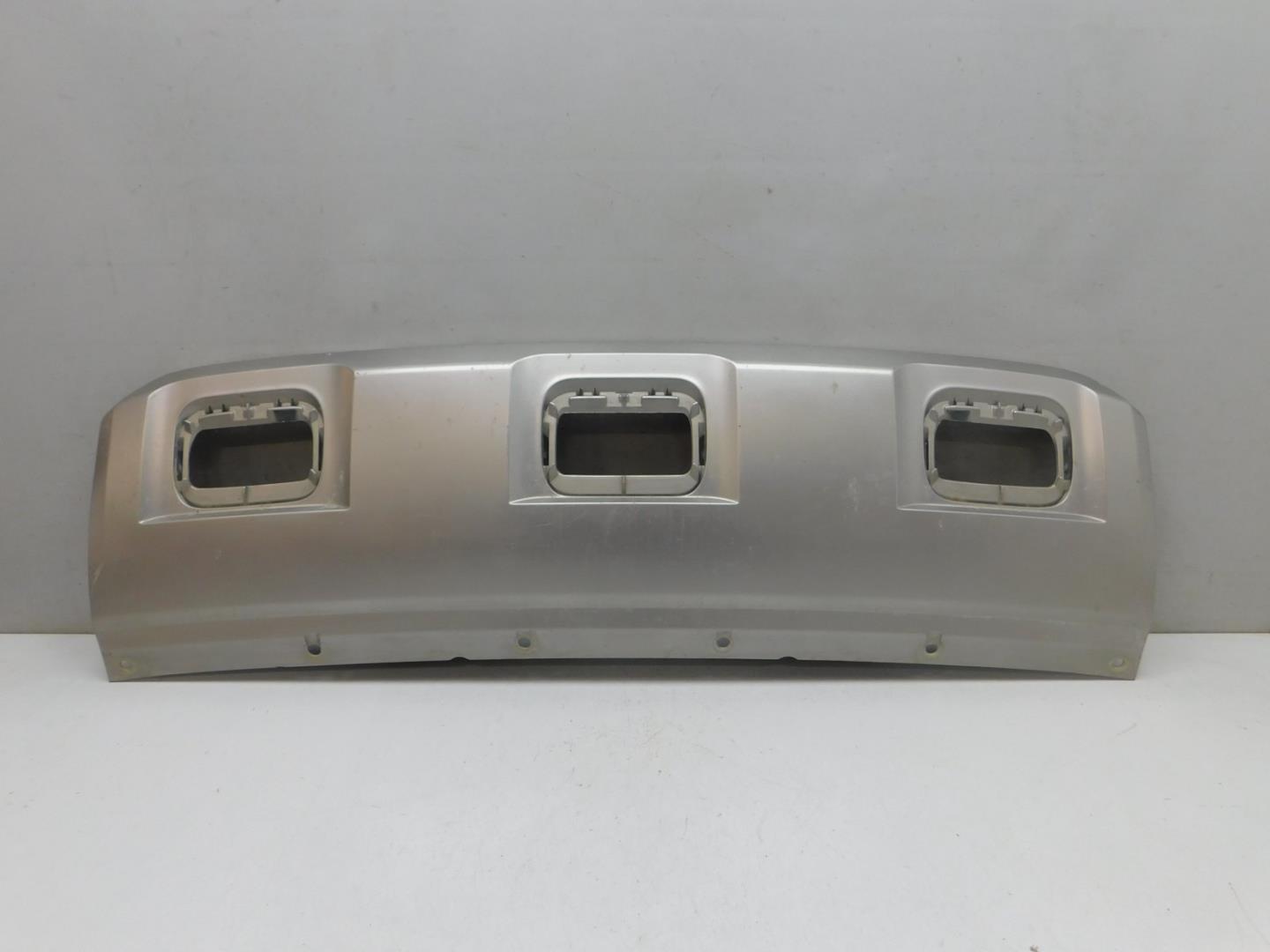 Накладка переднего бампера