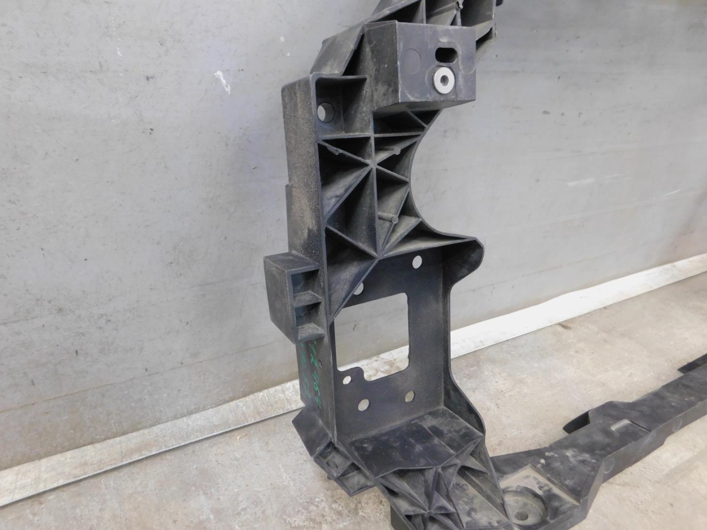 Панель передняя (телевизор)