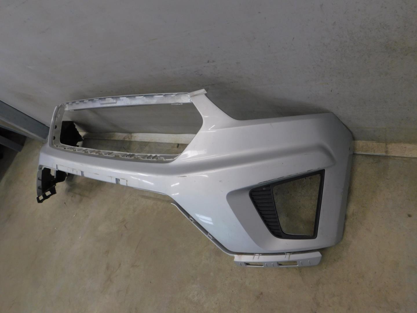 Бампер передний