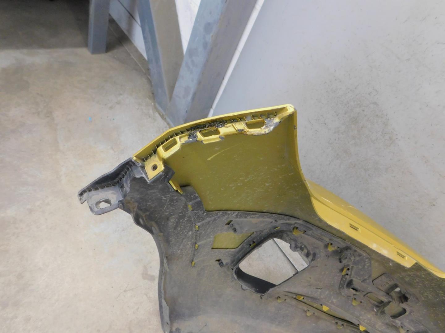 Бампер передний