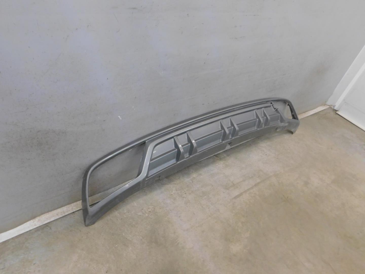 Накладка заднего бампера