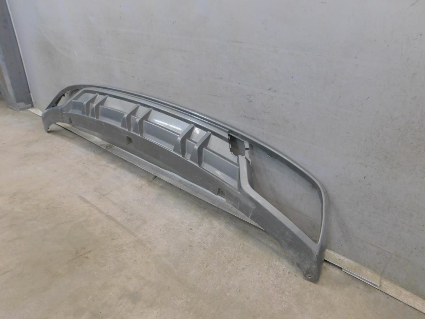 Накладка заднего бампера