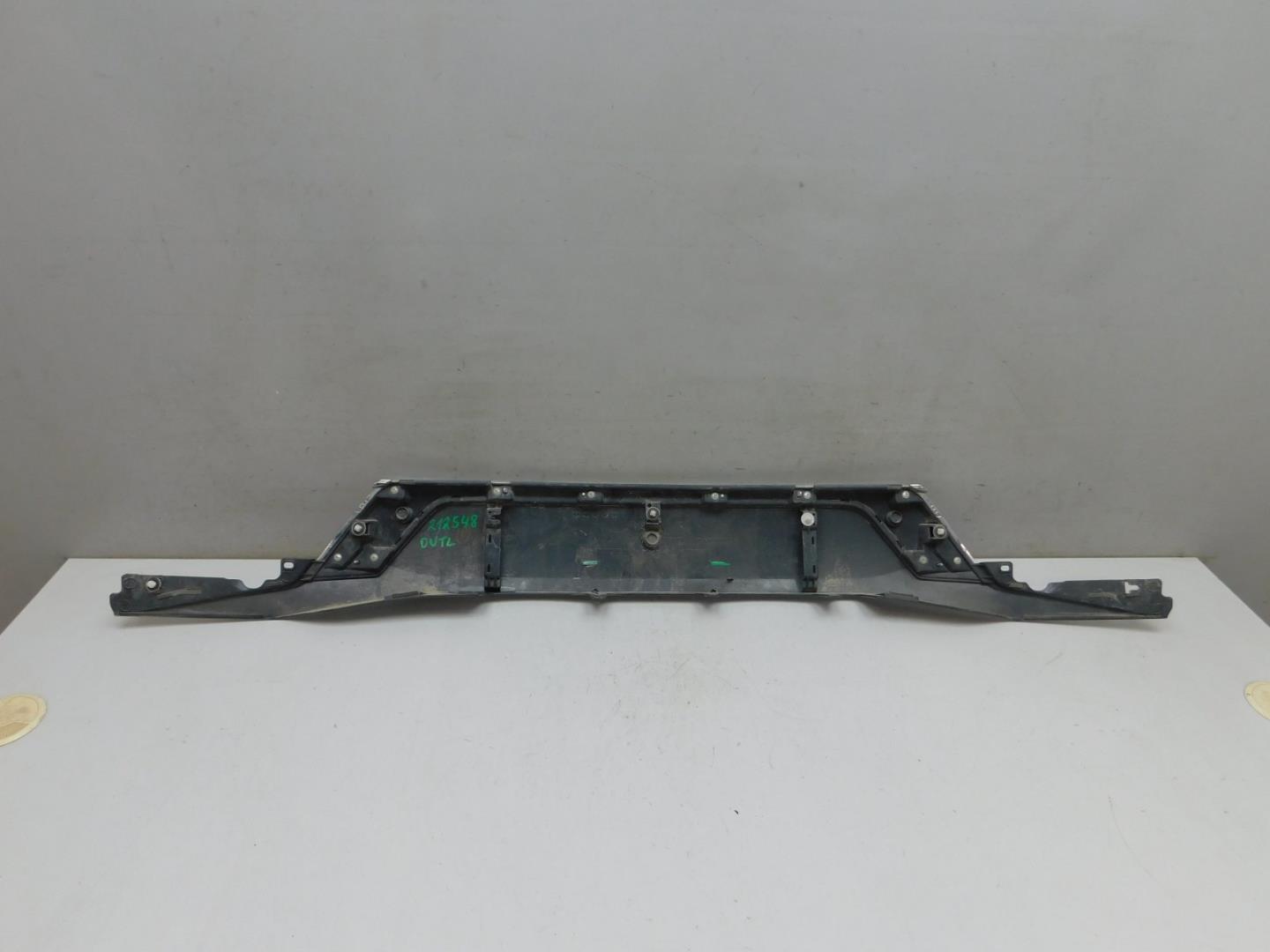 Накладка двери багажника