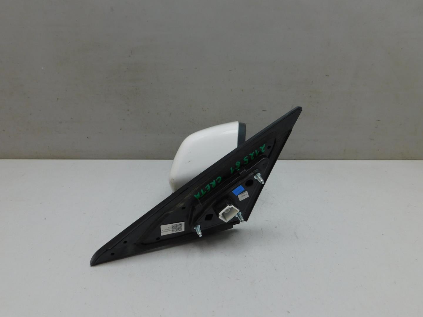 Зеркало правое электрическое