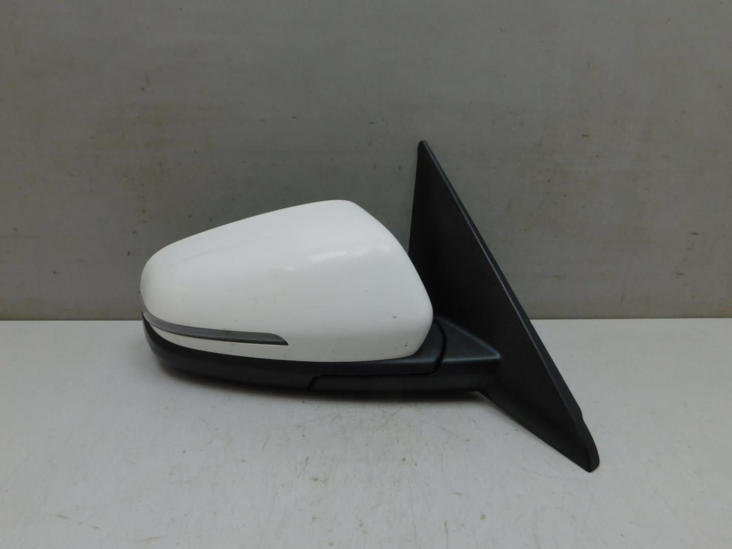 Зеркало правое электрическое