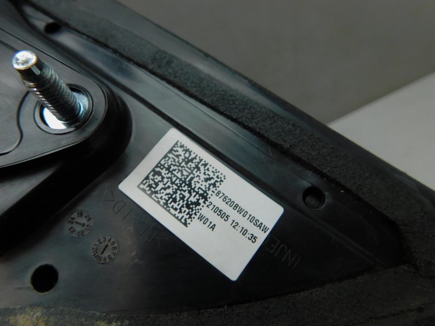 Зеркало правое электрическое