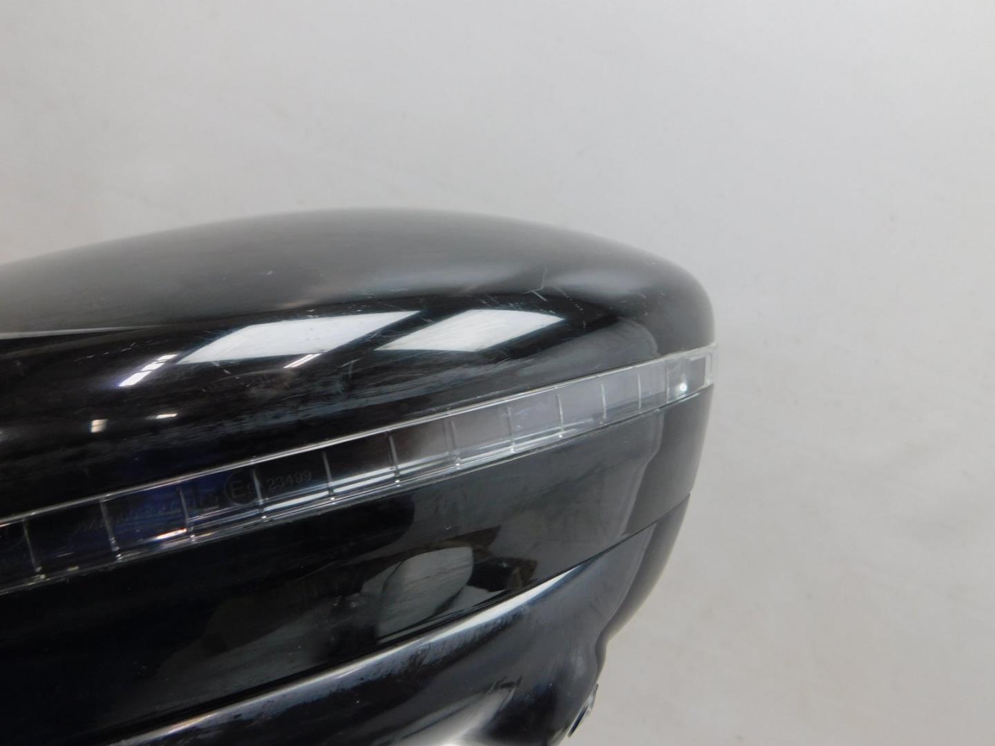 Зеркало левое электрическое