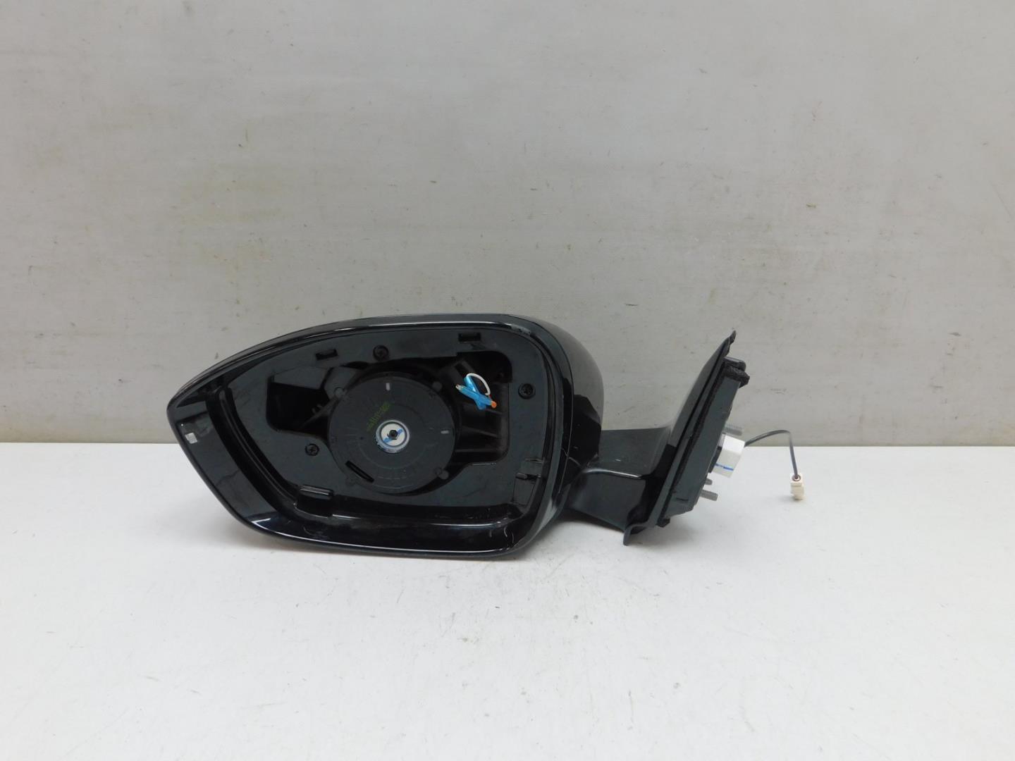 Зеркало левое электрическое