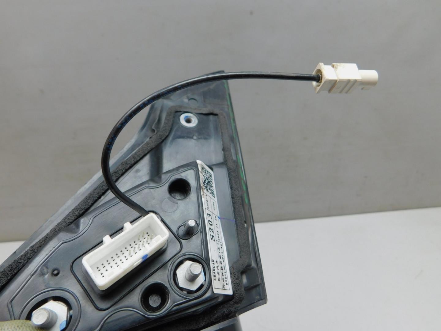 Зеркало левое электрическое