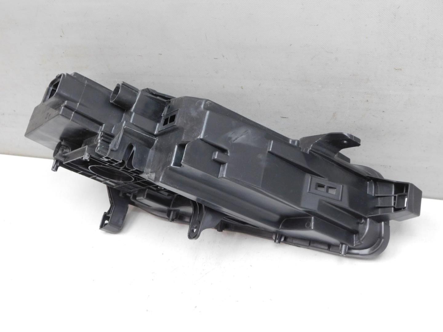 Корпус фары левой